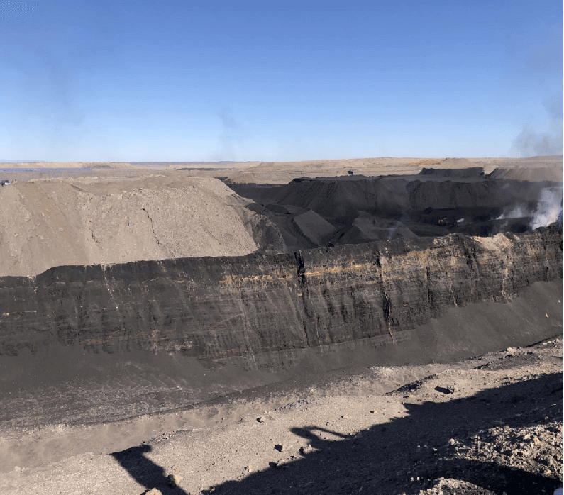 風化した石炭.jpg 風化した石炭.jpg